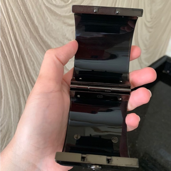 Chanel bracelet with green stones - Picture 15 of 15